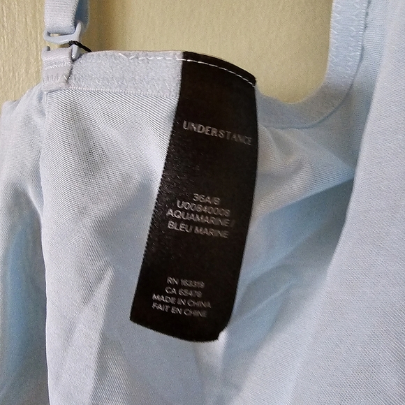 Understance embroidered floral sky blue bustier crop top NWT - Picture 9 of 9